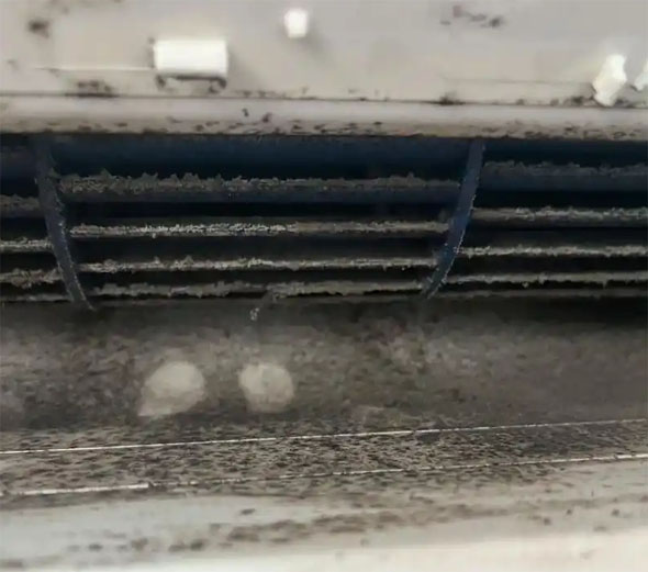 琅琊空调吹的风有股烧焦味是怎么回事